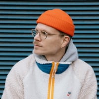 pexels-sinitta-leunen-6652928